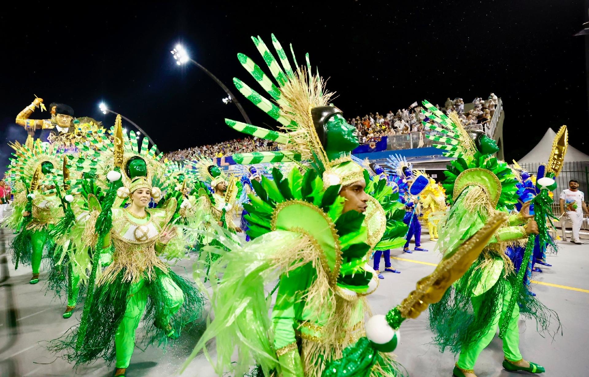 Barroca Zona Sul conta a história dos guaicurus - Mariana Pekin/UOL