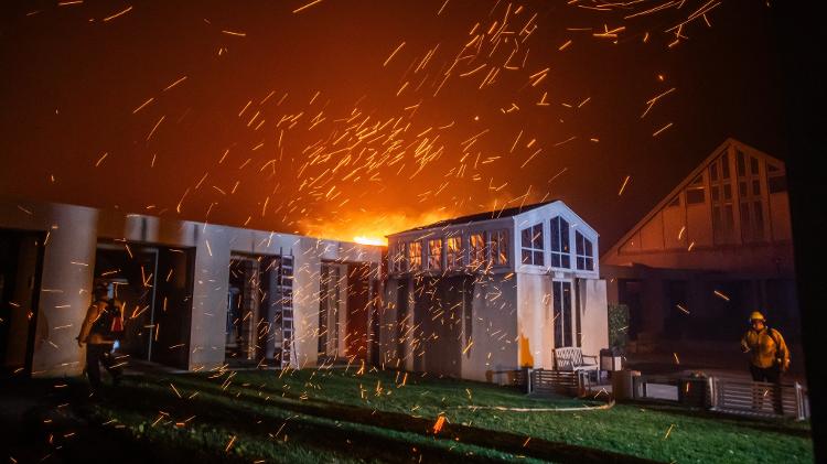 Incêndios na Califórnia: A igreja evangélica Pacific Palisades Presbyterian Church