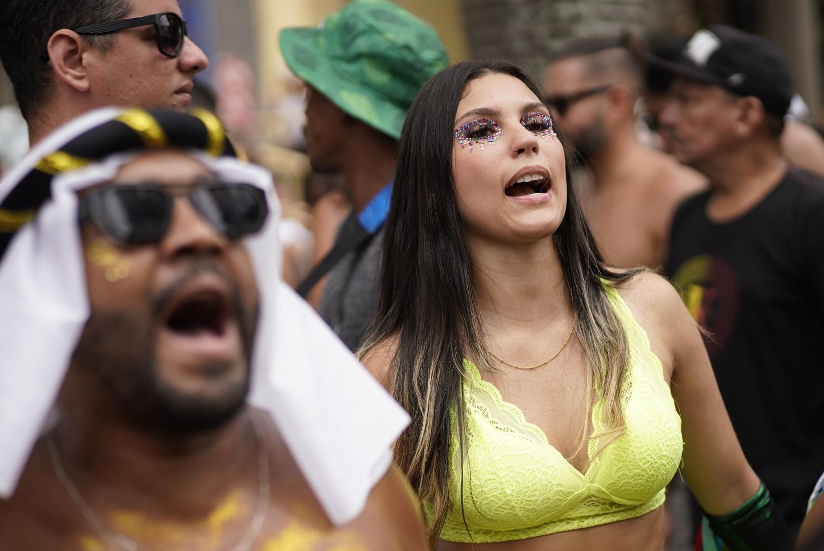 Megabloco Chora Me Liga enche ruas no Centro do Rio de Janeiro - Ricardo Borges / UOL