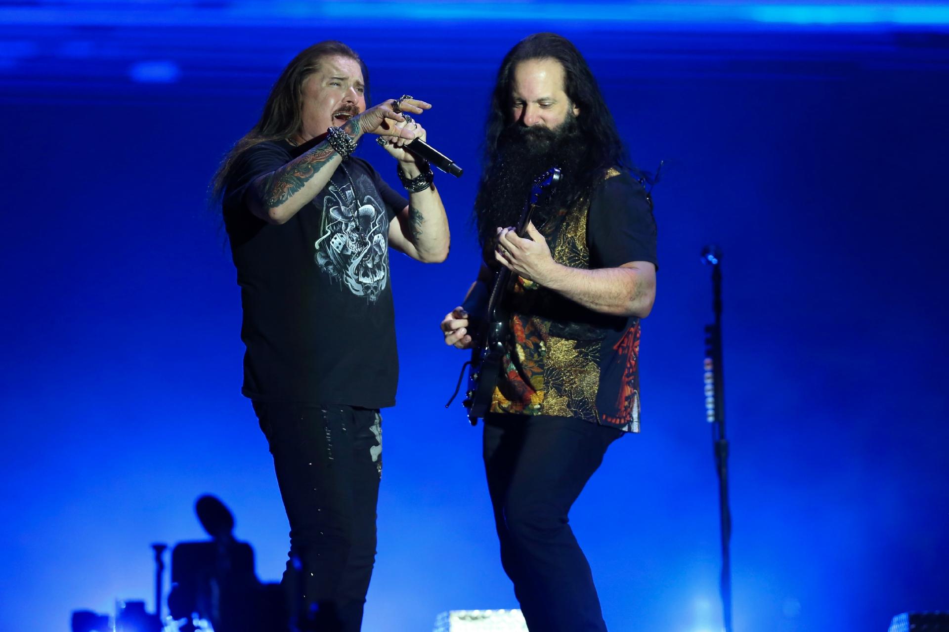 Dream Teather, a última banda a se apresentar no primeiro dia de festival - Roberto Filho/Brazil News