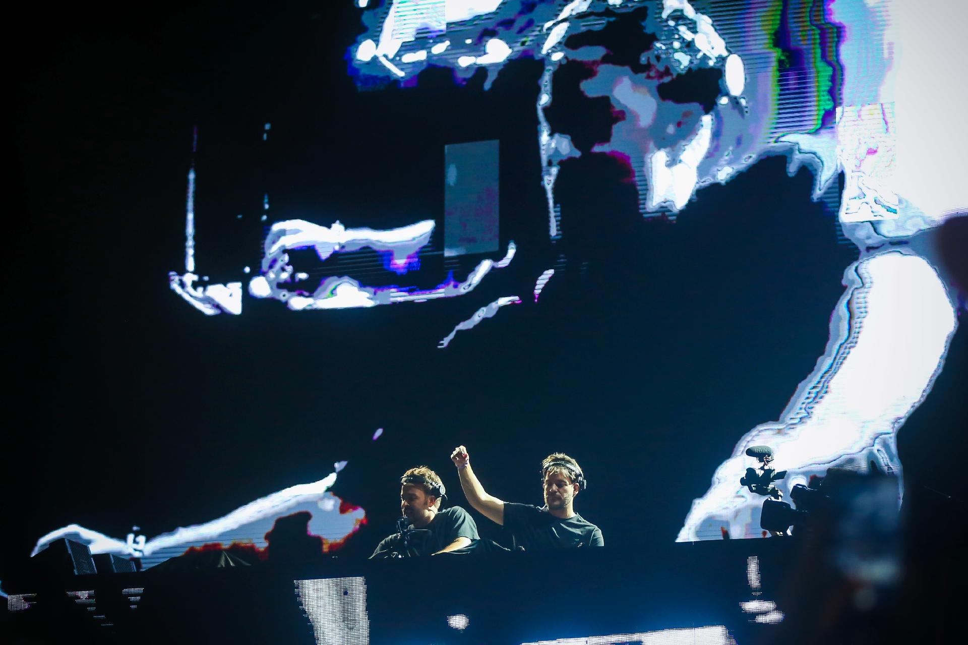 Dubdogz durante a 26ª edição do Planeta Atlântida. - André Feltes/Agência Preview