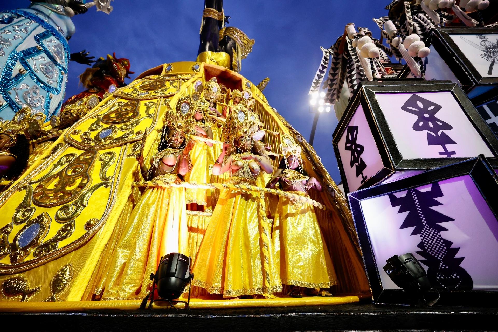 Tom Maior faz culto às mães pretas ancestrais em desfile - Mariana Pekin/UOL