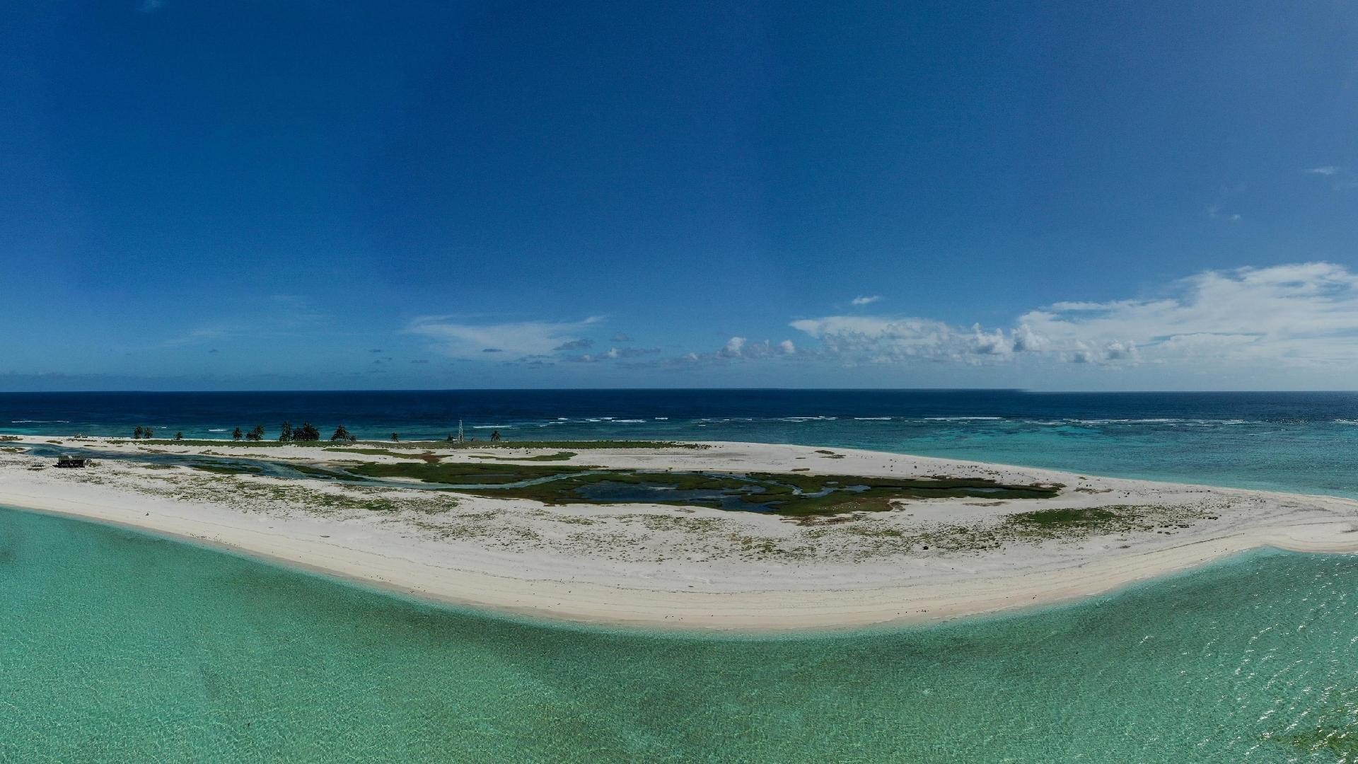 Atol das Rocas - Alice Grossman/All Angle