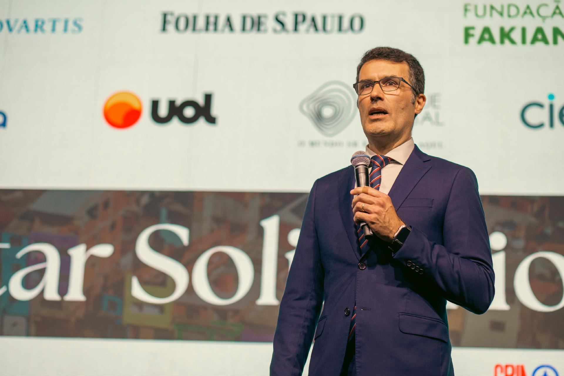 Famosos prestigiam Jantar Solidário promovido pelo G10 Favelas - 01/06 ...