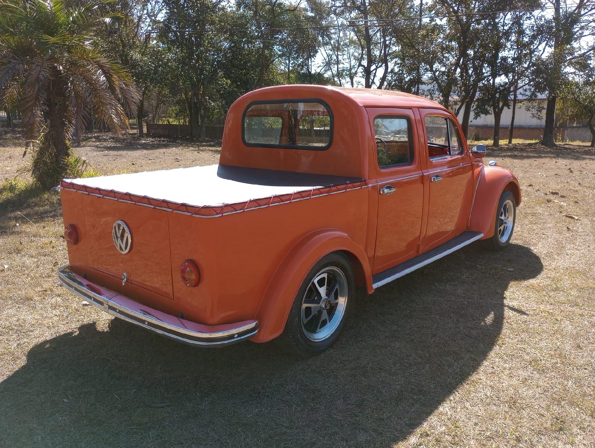 VW Fusca Volkswagen FuscaRok picape cabine dupla quatro portas - Arquivo pessoal