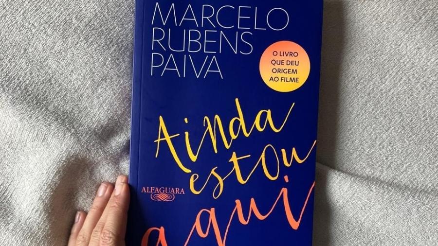 Livro 'Ainda Estou Aqui', do jornalista Marcelo Rubens Paiva, originou filme com Fernanda Torres