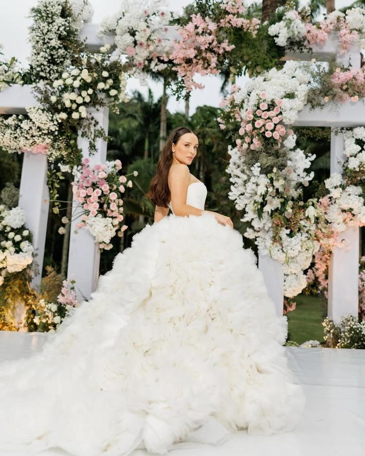 Larissa Manoela no seu terceiro casamento