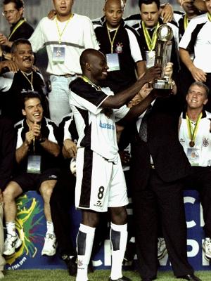 Campeão em 2000, Rincon aconselha compatriotas no Mundial de