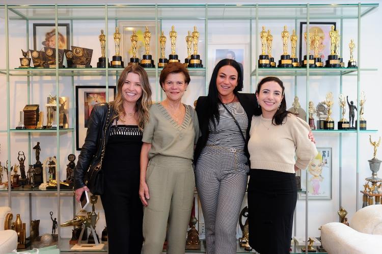 Kariny Werle, Elizabeth Carvalhaes, Cinthya Parada, Jessica Sayeg Kariny Werle, Elizabeth Carvalhaes, Cinthya Parada, Jessica Sayeg