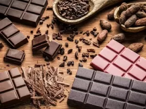 Louco por chocolate? 10 hospedagens em regiões com fábricas para visitar