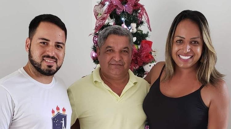 Lisa com o irmão Hudson e o pai, Diógenes - Arquivo pessoal - Arquivo pessoal