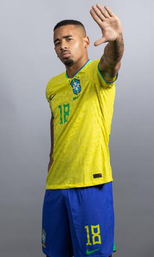 Gabriel Jesus em ensaio fotográfico da seleção brasileira antes da Copa do Mundo do Qatar