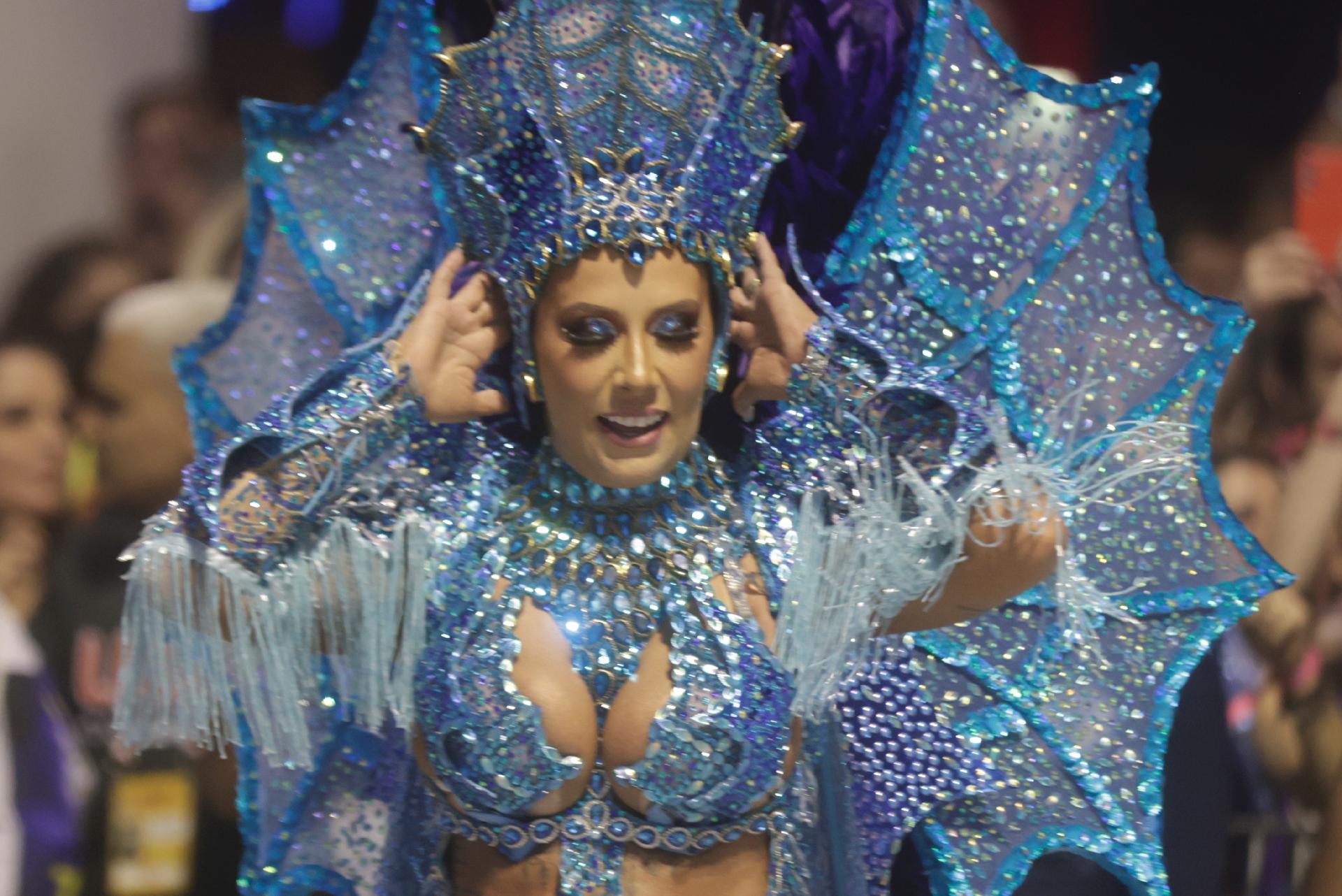 Muriel Quixaba é rainha de bateria da Acadêmicos do Tatuapé - Ricardo Matsukawa/UOL