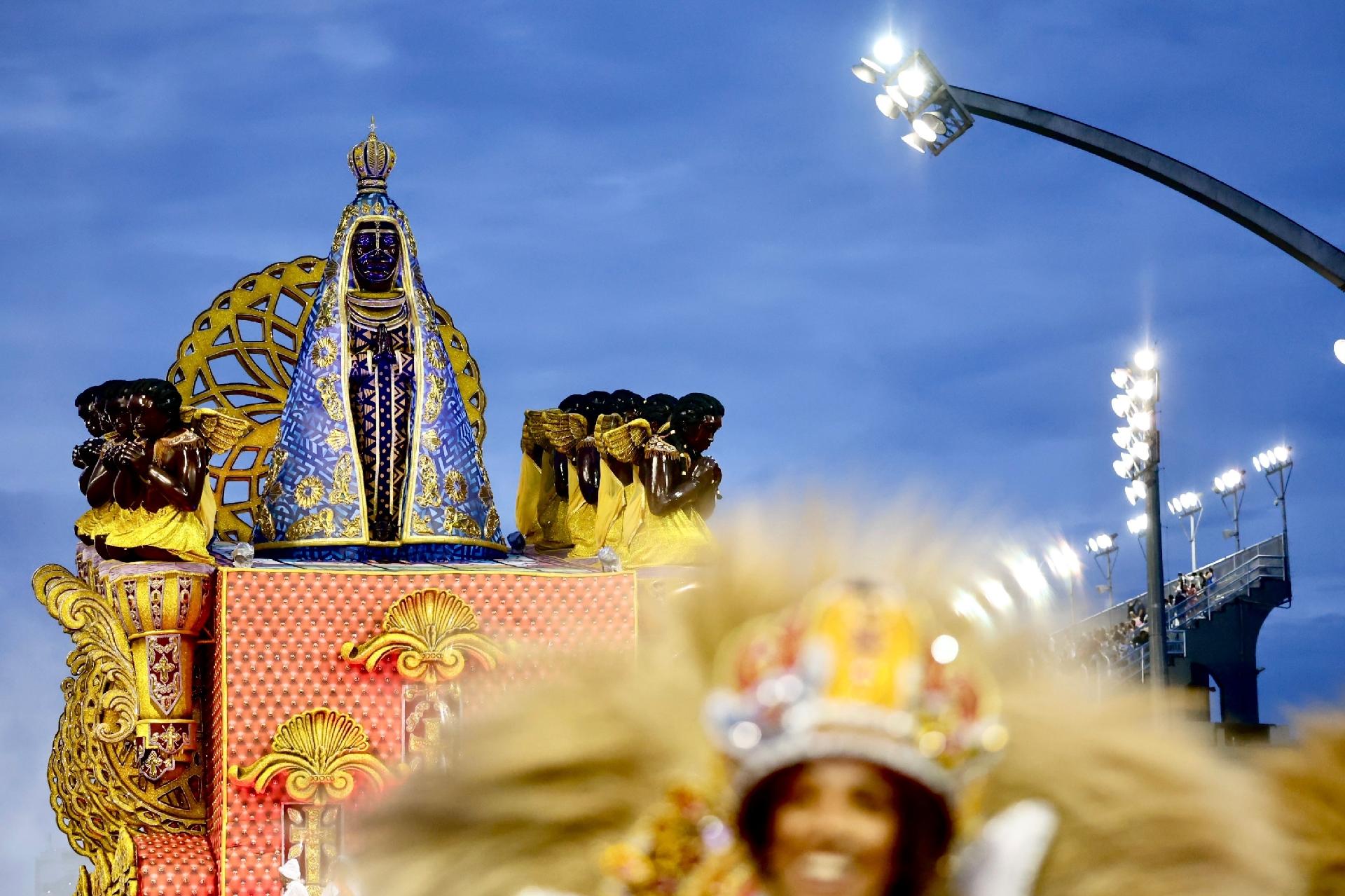 Tom Maior faz culto às mães pretas ancestrais em desfile - Mariana Pekin/UOL