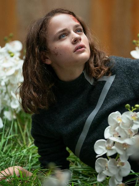 Joey King interpreta a protagonista de 'Feios', Tally Youngblood