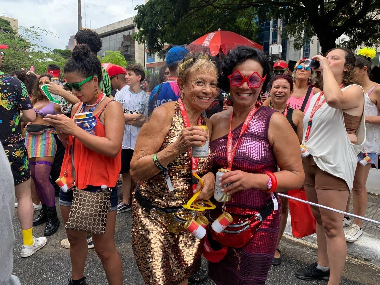Mãe e filha aproveitam Casa Comigo - Camila Corsini / UOL