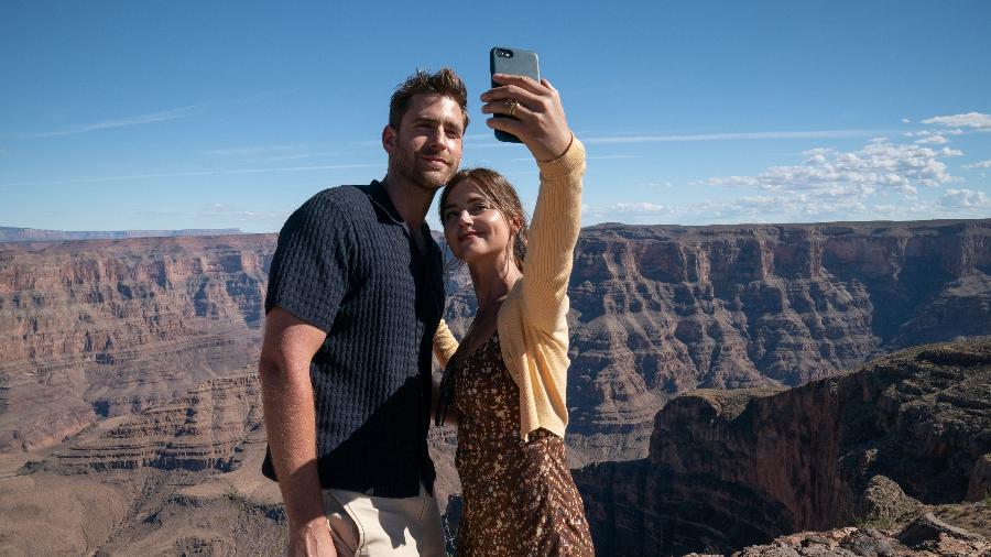 Oliver Jackson-Cohen e Jenna Coleman são casal em 'Turismo Selvagem'