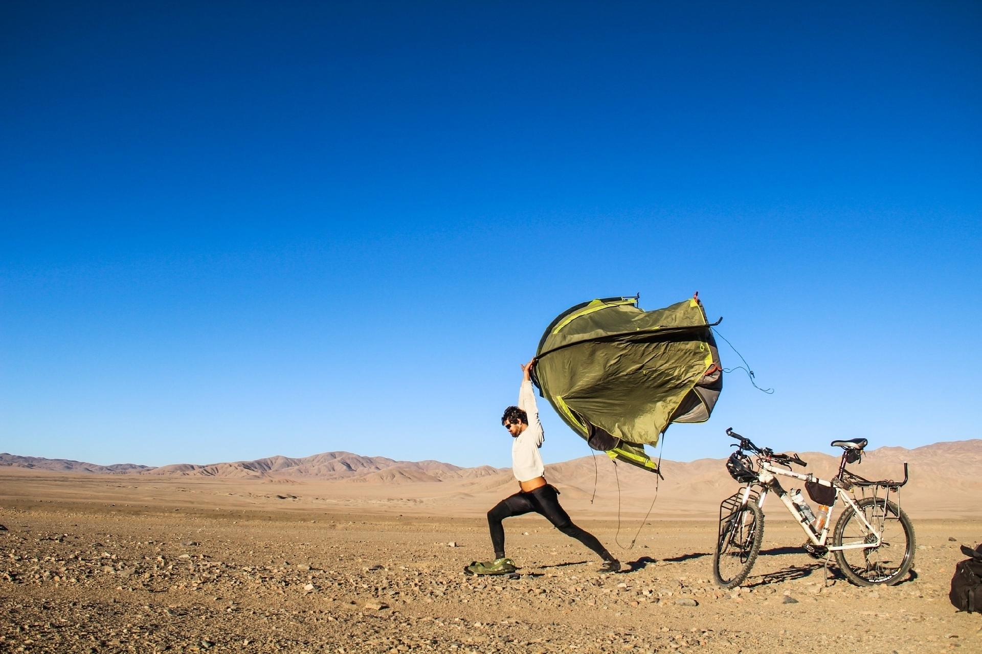 Un fuerte viento en el desierto de Atacama - Archivos personales
