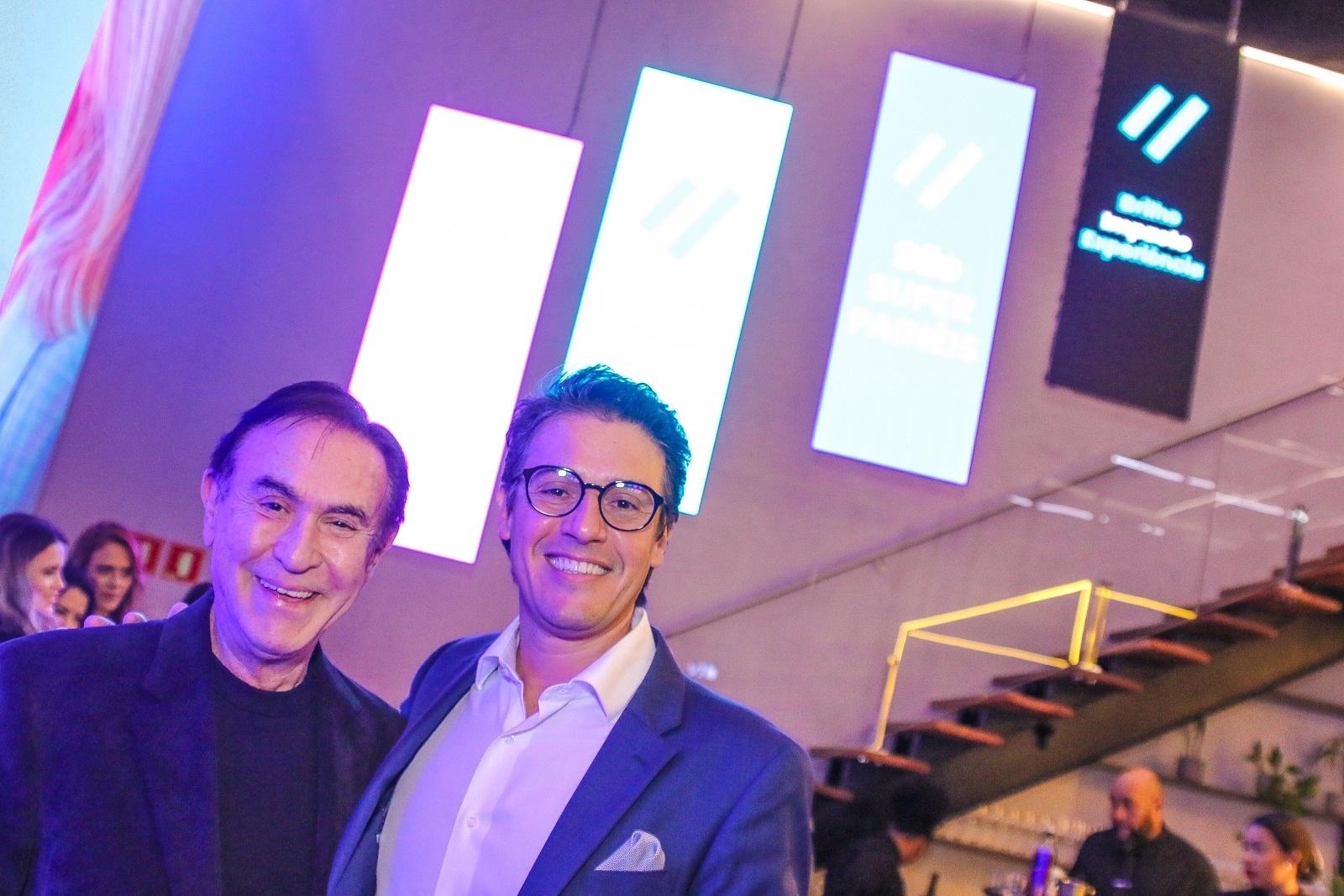 amaury-jr-e-tiago-brito-1685478549578_v2_1600x1067 WE Super OOH, o maior veículo de mídia DOOH em grandes formatos - 30/05/2023