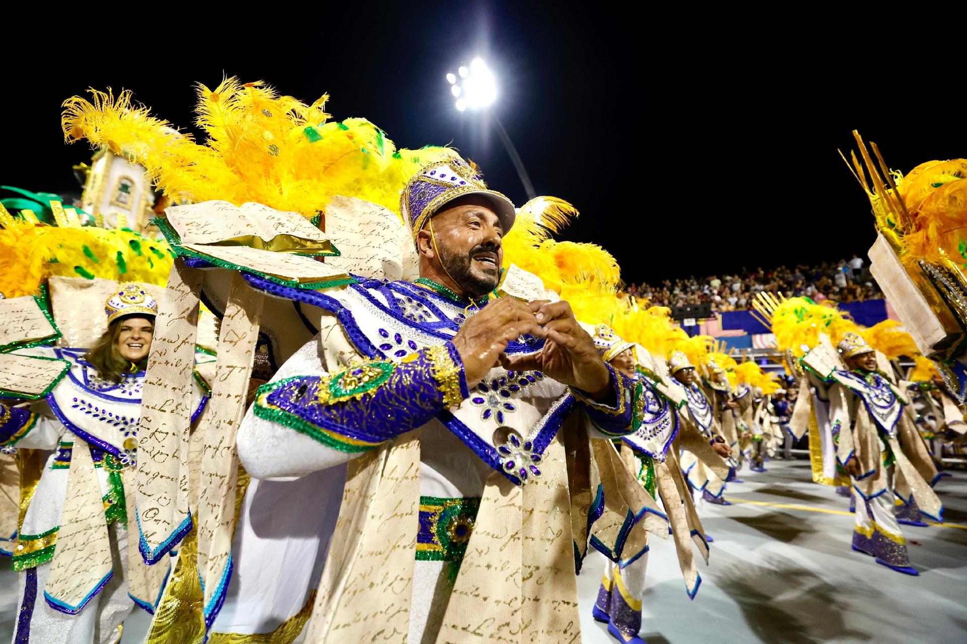 Acadêmicos do Tatuapé homenageia Paraty em desfile no Carnaval 2023 - Mariana Pekin/UOL