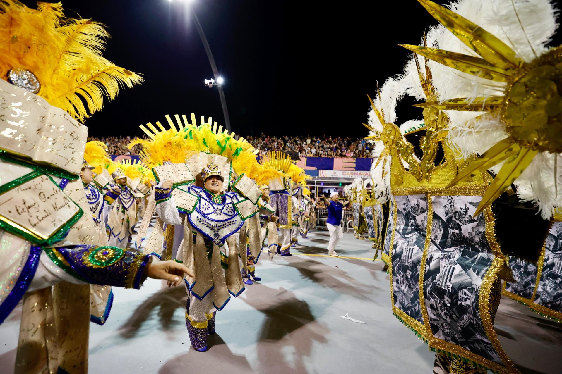 Acadêmicos do Tatuapé homenageia Paraty em desfile no Carnaval 2023 - Mariana Pekin/UOL