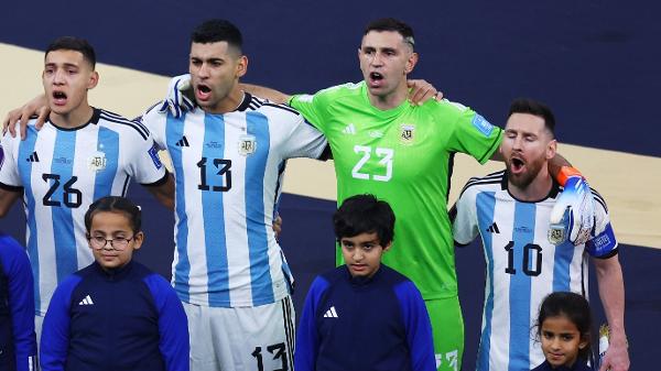 Comentaristas preveem Brasil x Argentina na semifinal da Copa: 'Jogo mais  tenso da história' - Lance!