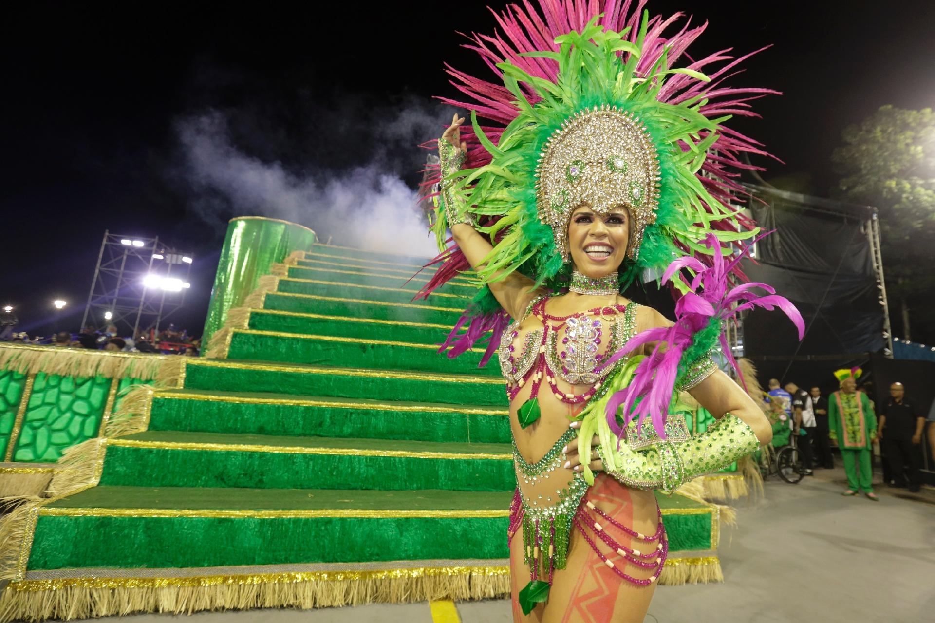 Barroca Zona Sul conta a história dos guaicurus - Ricardo Matsukawa/UOL