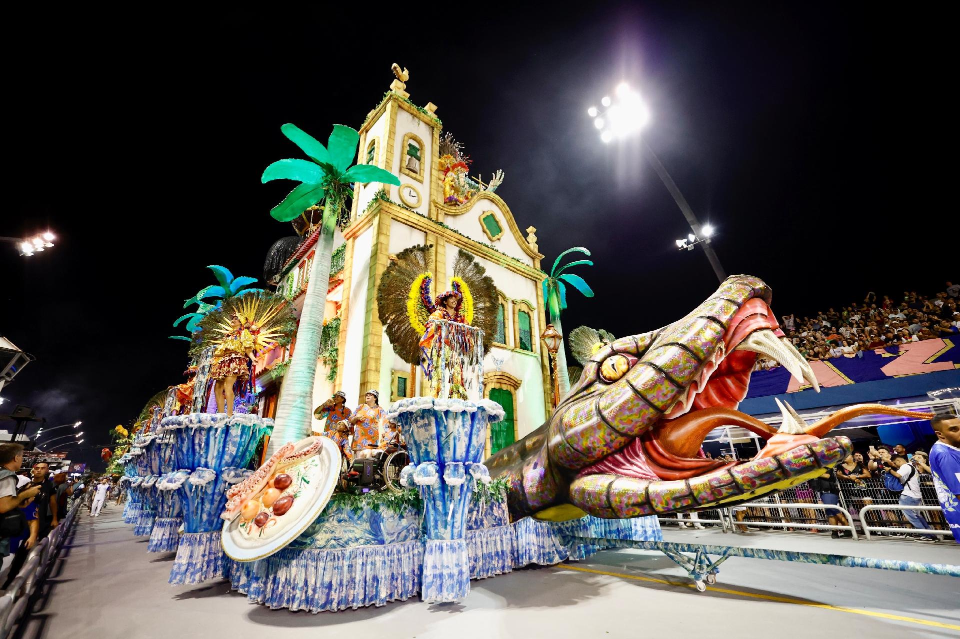 Acadêmicos do Tatuapé homenageia Paraty em desfile no Carnaval 2023 - Mariana Pekin/UOL