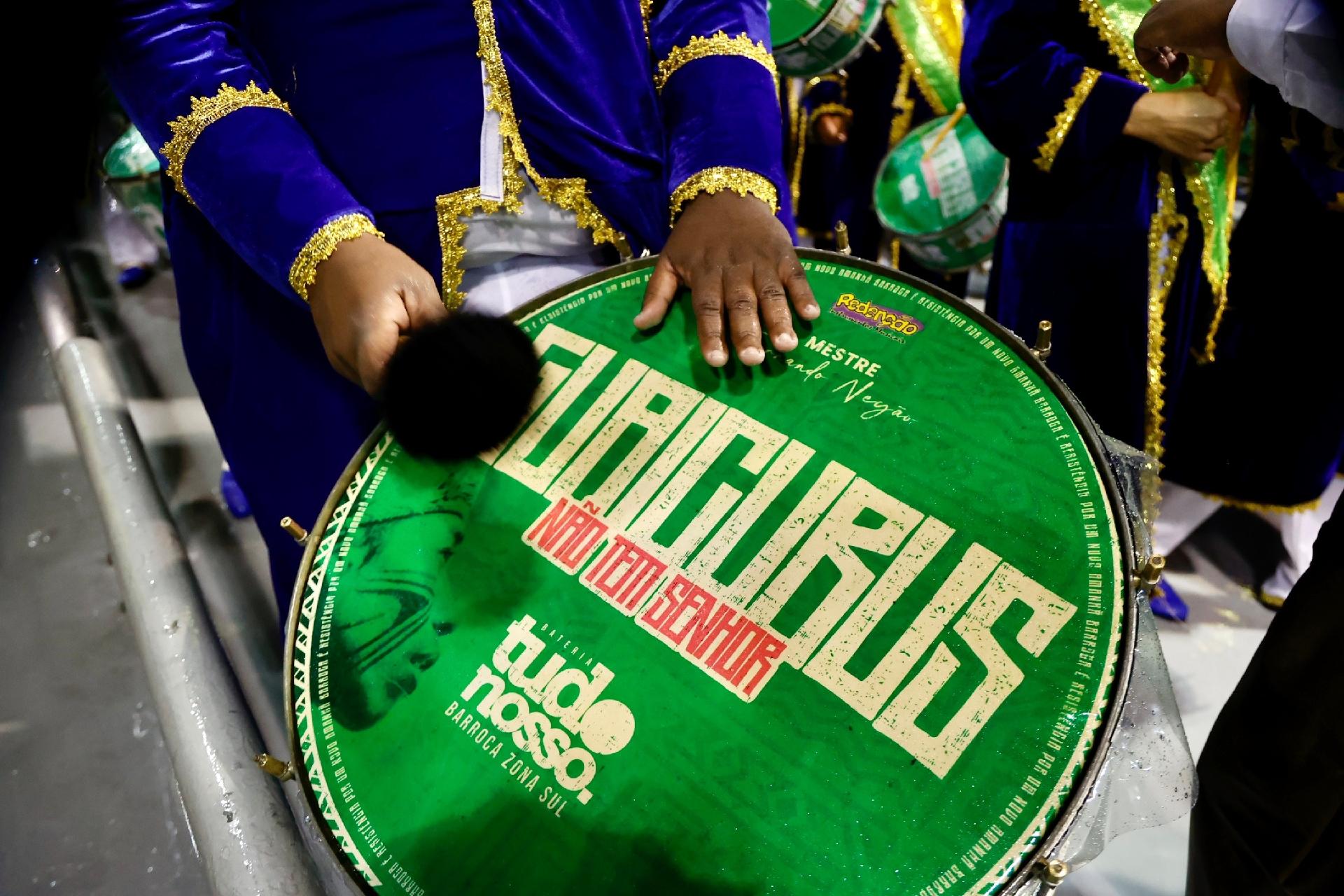 Barroca Zona Sul conta a história dos guaicurus - Mariana Pekin/UOL