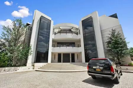 Mansão de 'Anora' custa R$ 170 milhões Mansão de 'Anora' custa R$ 170 milhões