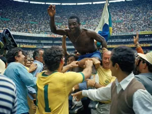 Lula sanciona Dia do Rei Pelé, comemorado em data do milésimo gol