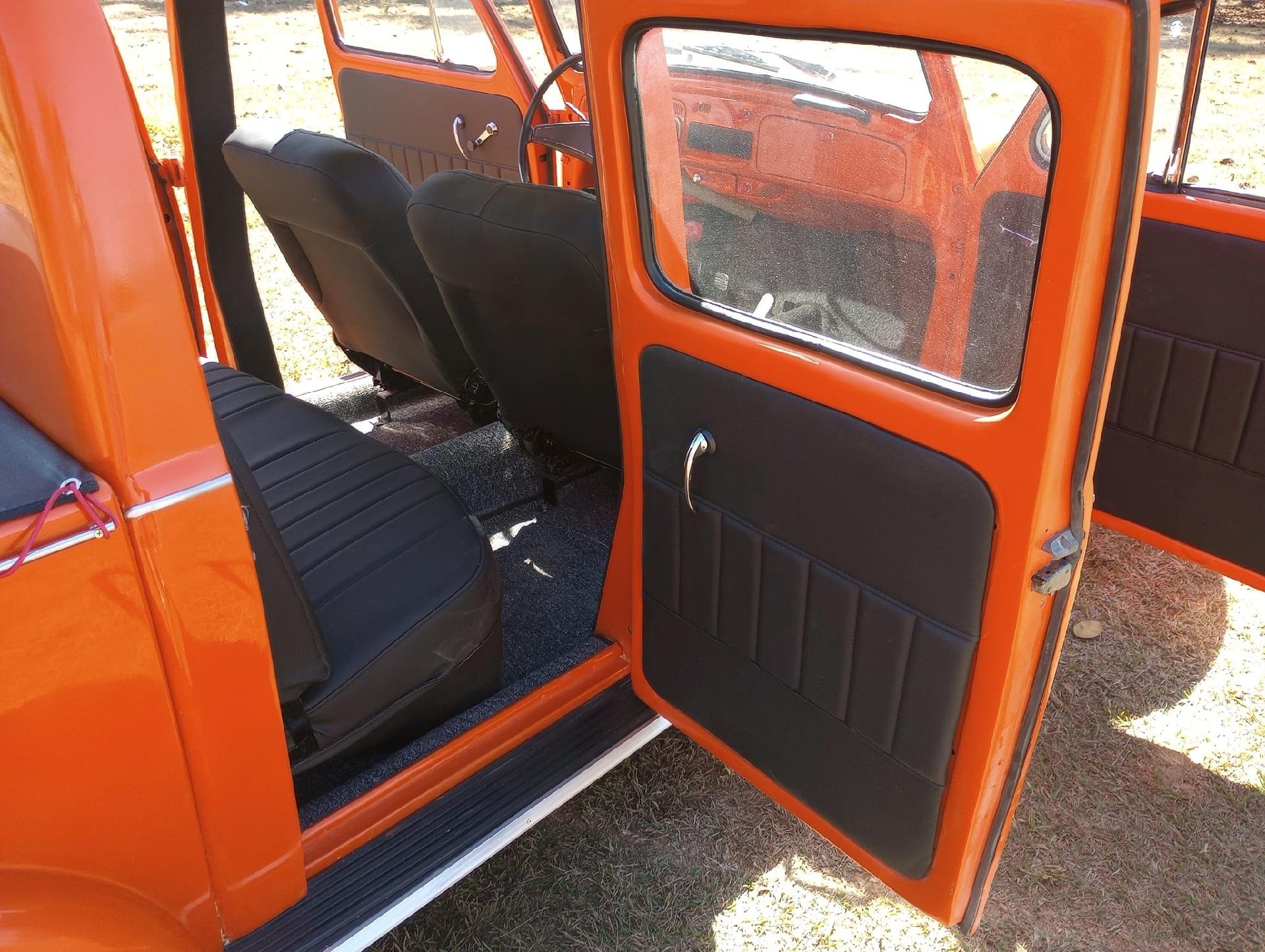 VW Fusca Volkswagen FuscaRok picape cabine dupla quatro portas - Arquivo pessoal