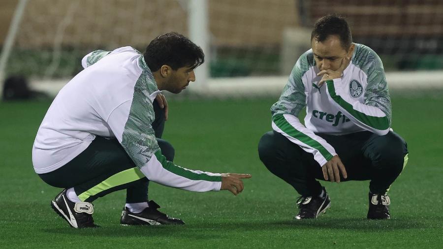 Abel Ferreira e Andrey Lopes, técnico e auxiliar do Palmeiras - Cesar Greco/Palmeiras