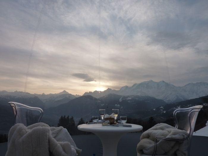 Nuit Nature, nos Alpes Franceses, com vista panorâmica para o Mont Blanc - Reprodução/Instagram