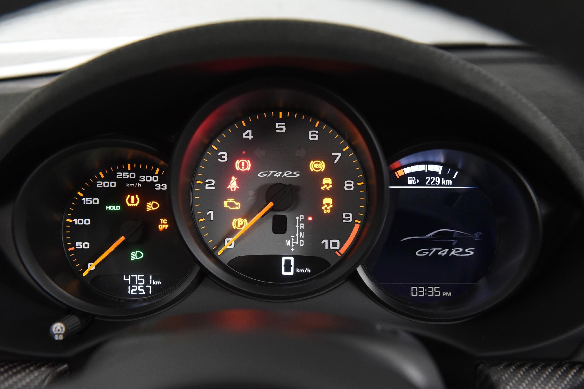 Porsche 718 Cayman GT4 RS - Divulgação
