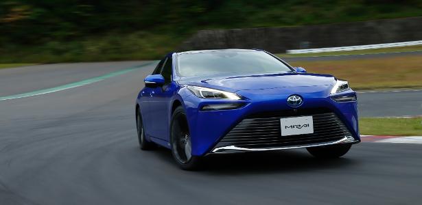 Toyota revela carro de corrida conceitual movido a hidrogênio