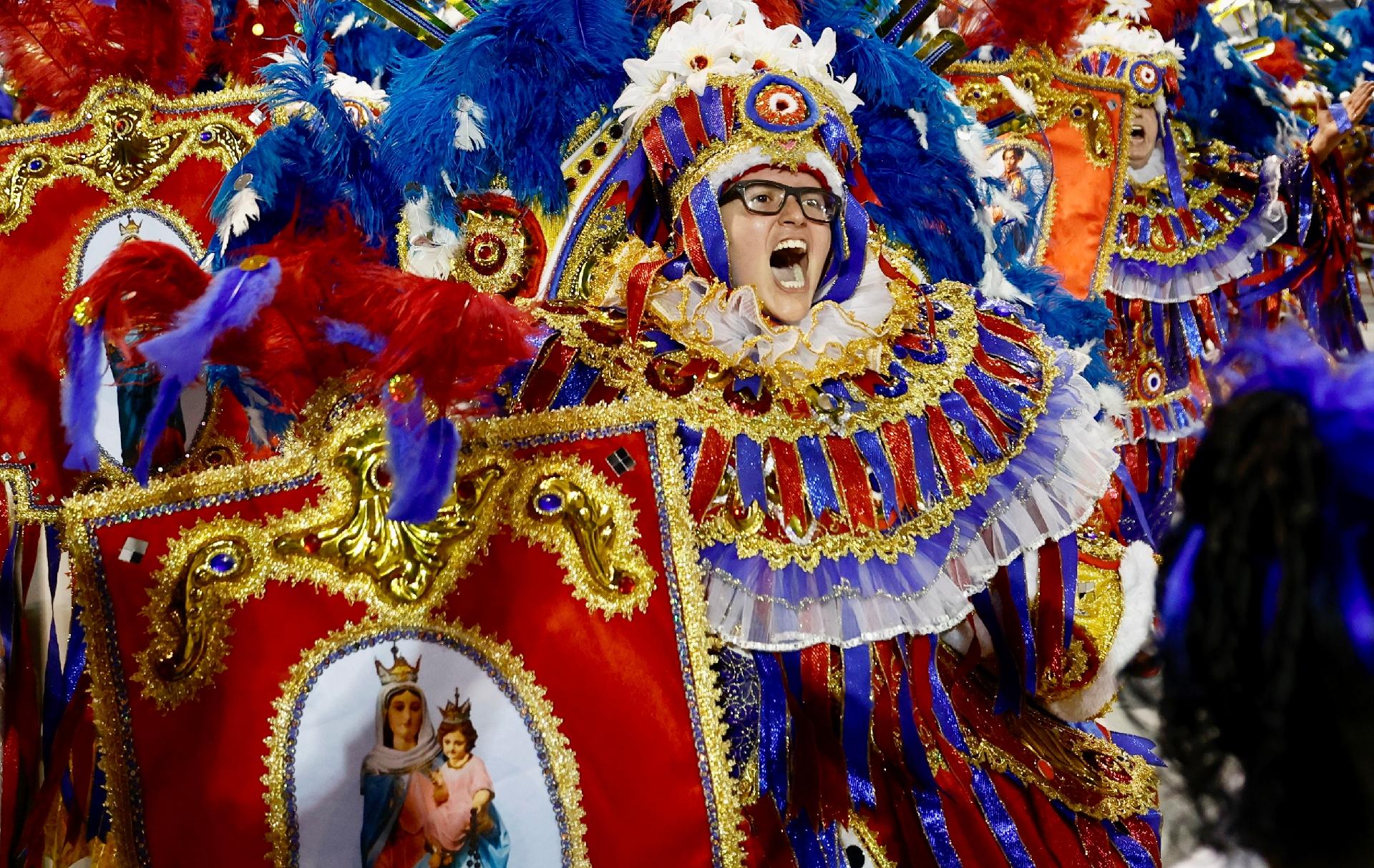 Acadêmicos do Tatuapé homenageia Paraty em desfile no Carnaval 2023 - Mariana Pekin/UOL