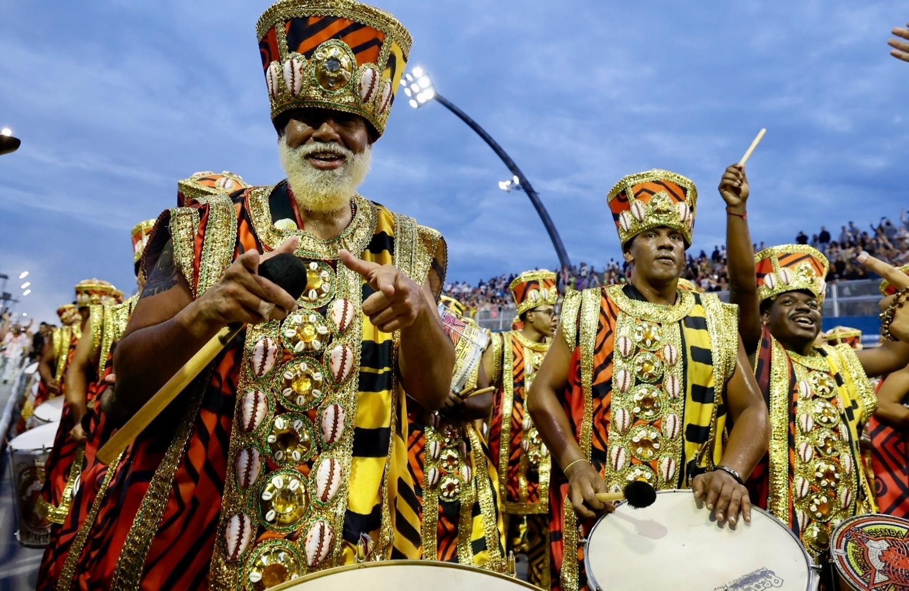 Tom Maior faz culto às mães pretas ancestrais em desfile - Mariana Pekin/UOL