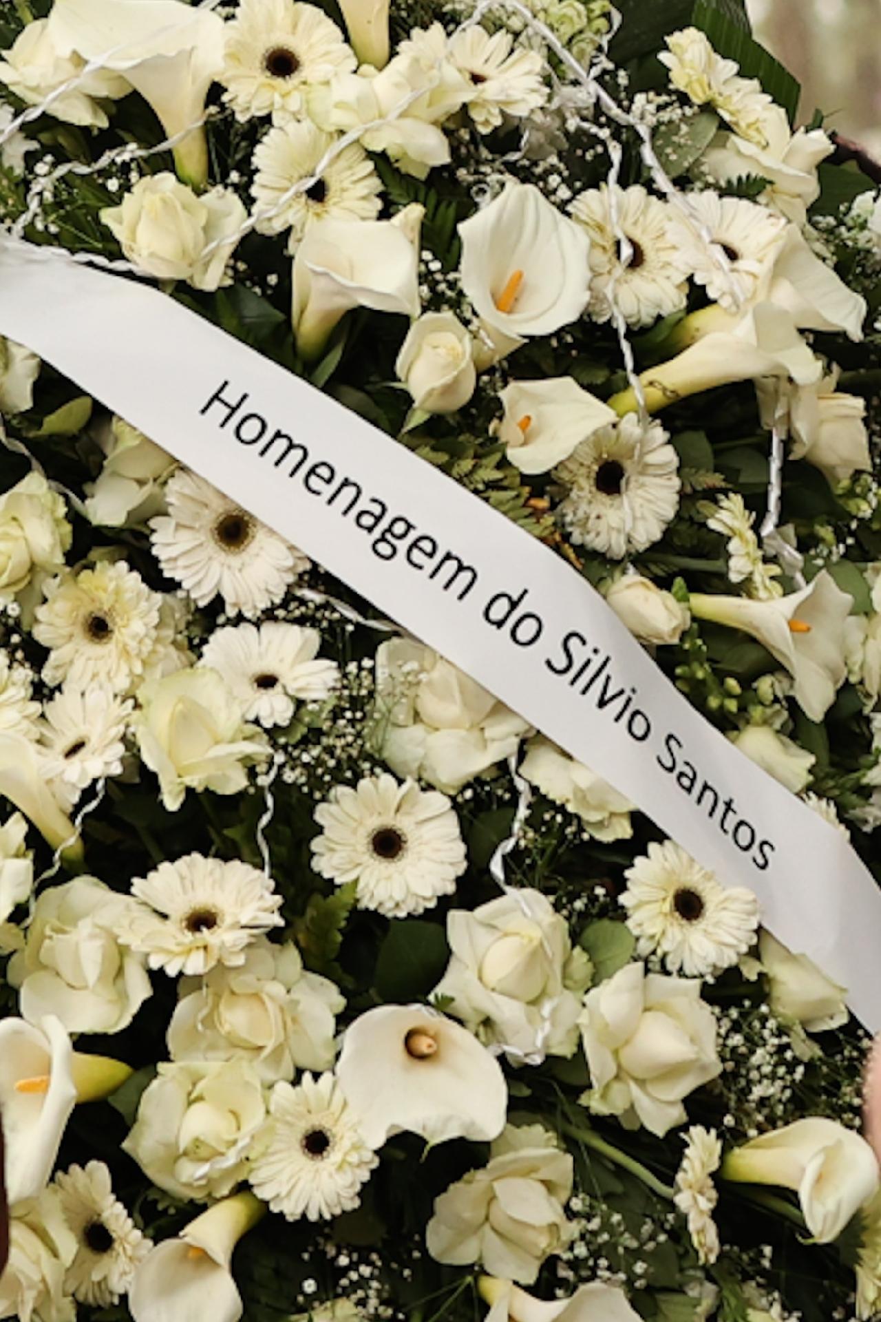 Silvio Santos homenageou J Soares e enviou coroa de flores - Manuela Scarpa/Brazil News