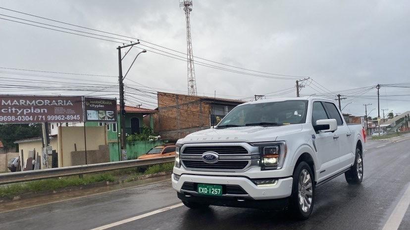 A picape Ford F-150 foi um dos carros confirmados para o Brasil e já circula por aqui para testes - Jadson Souza
