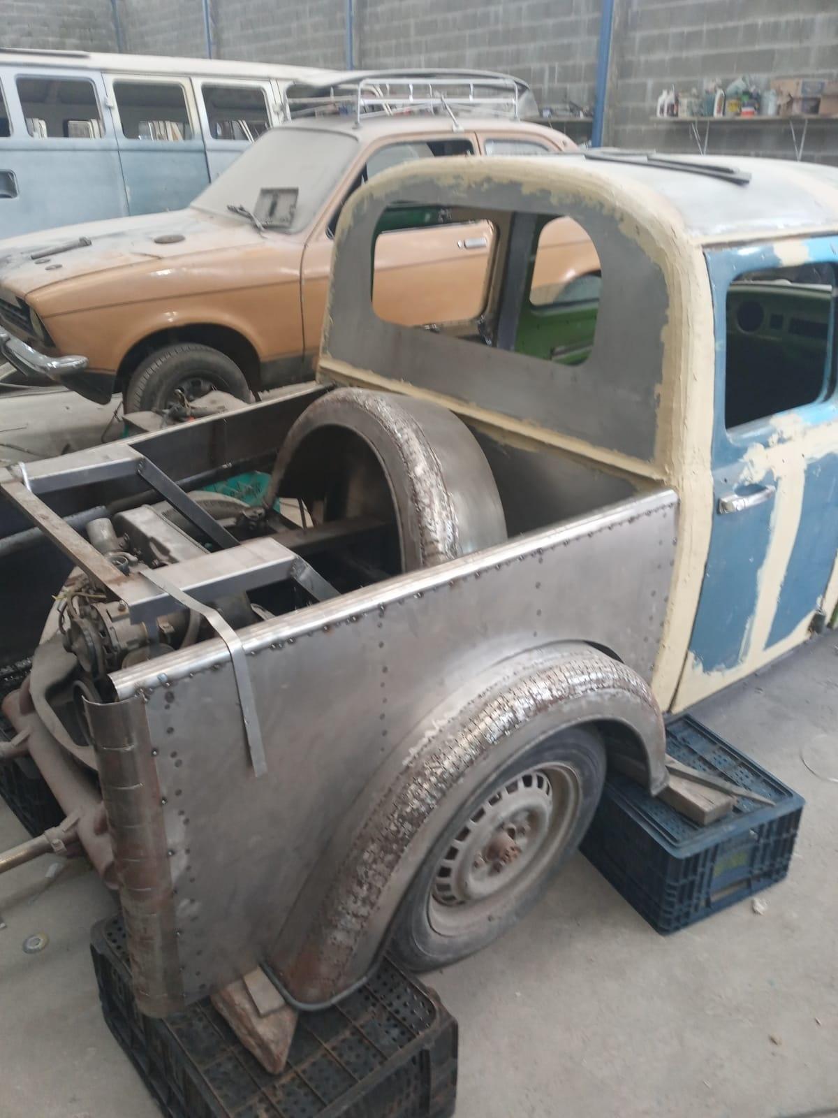 VW Fusca Volkswagen FuscaRok picape cabine dupla quatro portas - Arquivo pessoal