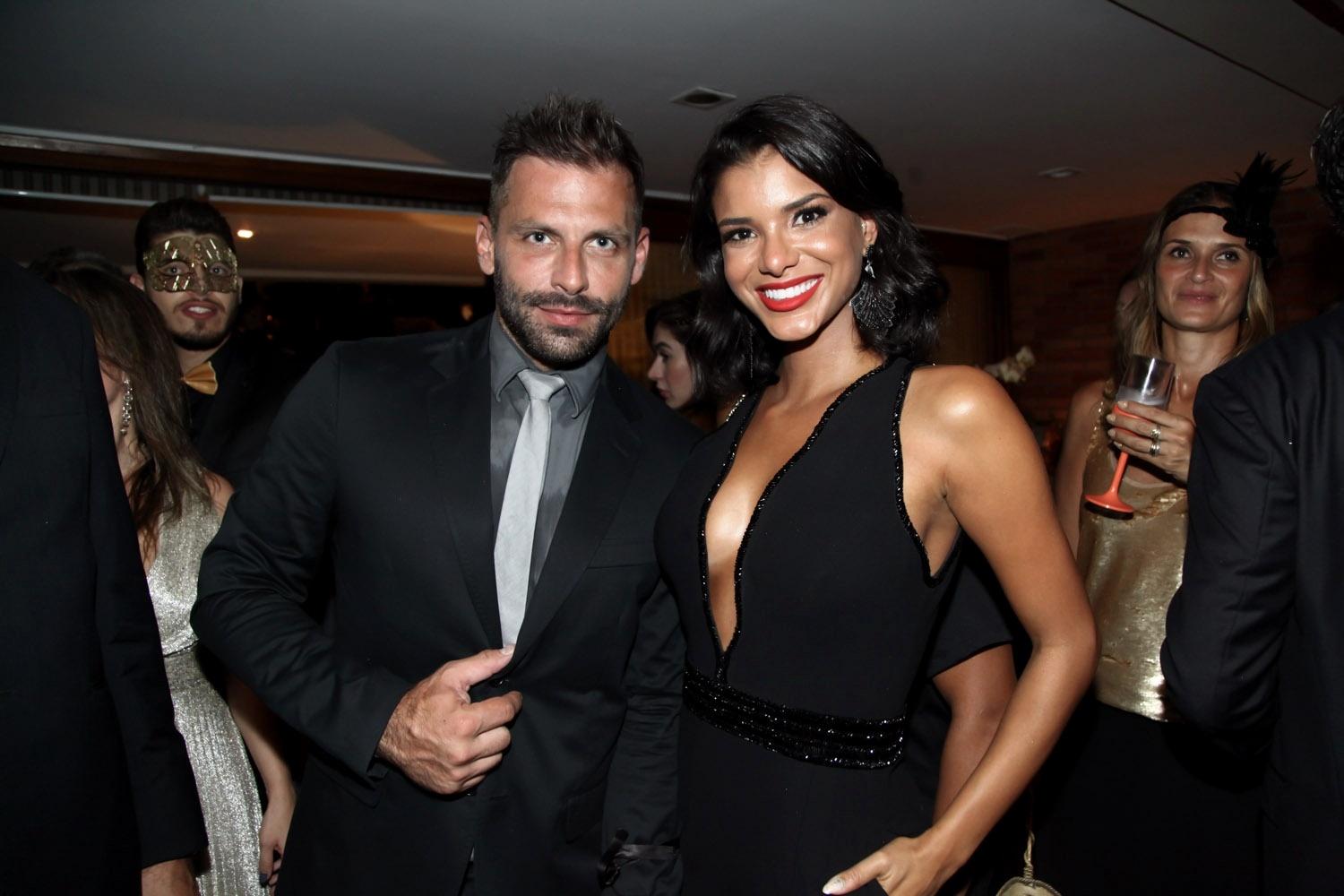 Henri Castelli com a namorada, Jakelyne Oliveira - Marcos Ribas/Brazil News