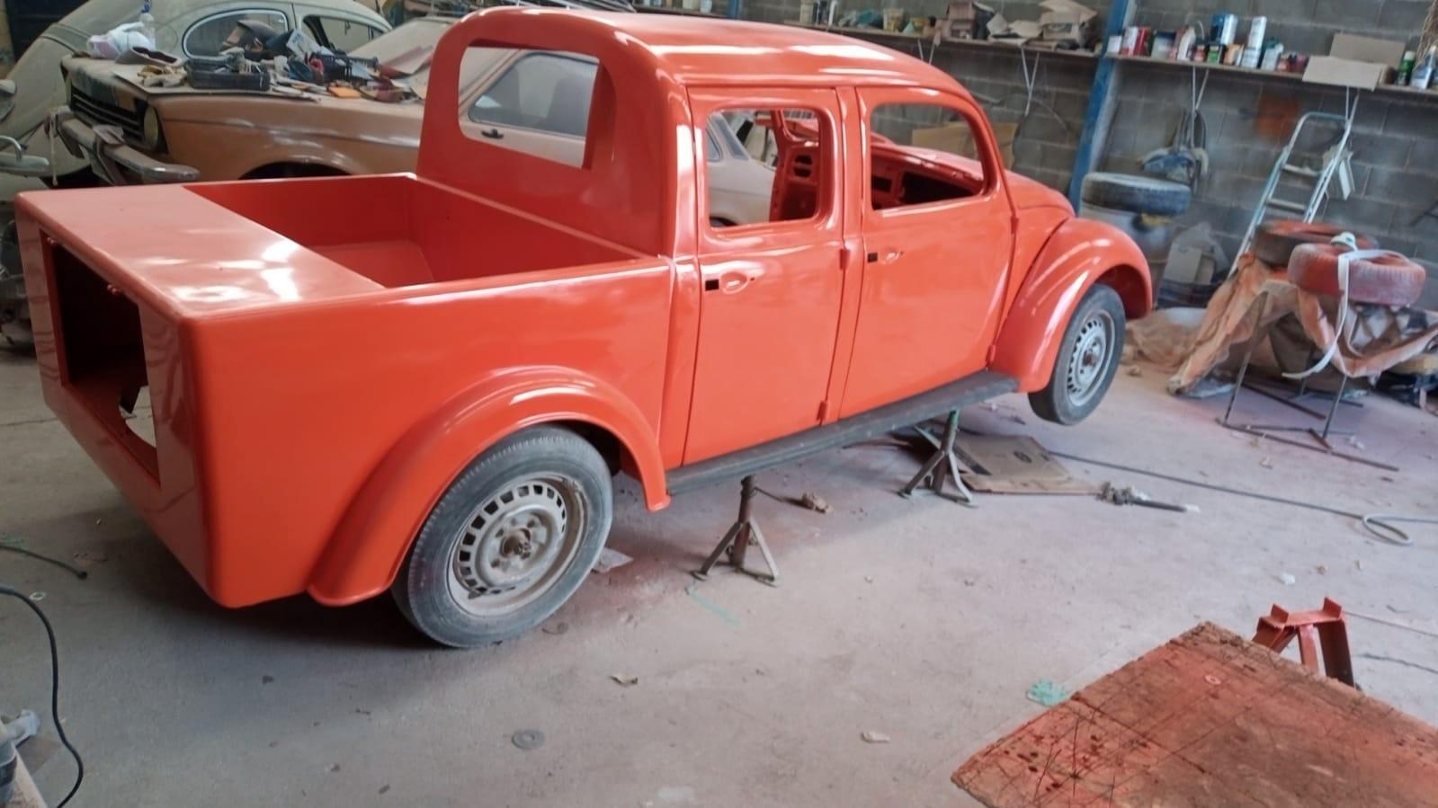 VW Fusca Volkswagen FuscaRok picape cabine dupla quatro portas - Arquivo pessoal