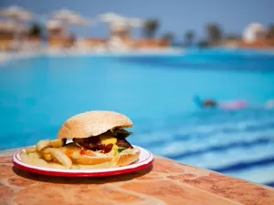 Dar férias para a dieta no final de ano é roubada maior do que você imagina