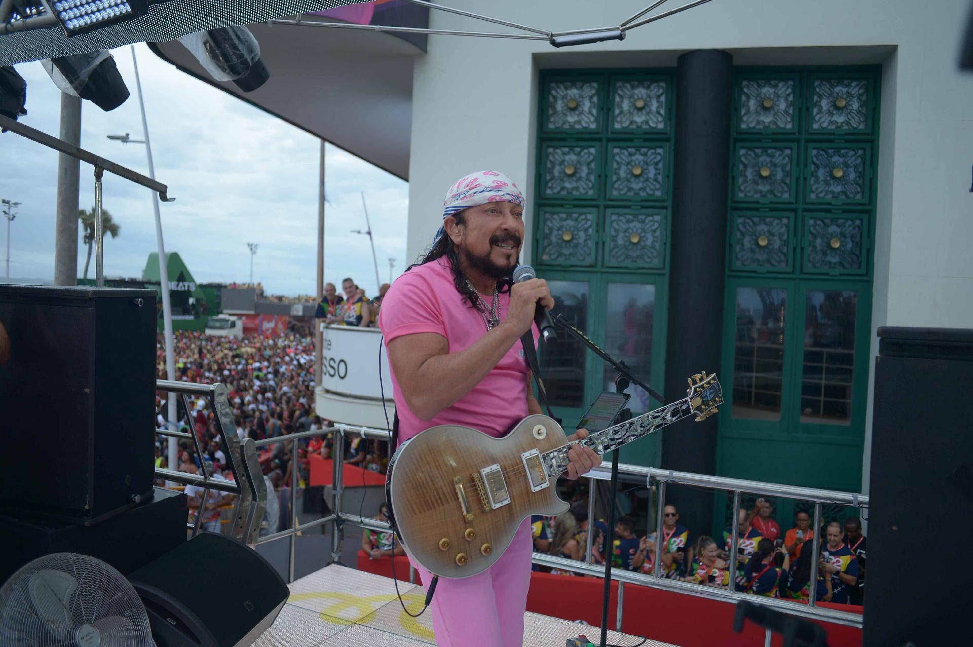 Bell Marques abriu o Carnaval desta segunda-feira - André Müzell/ AgNews