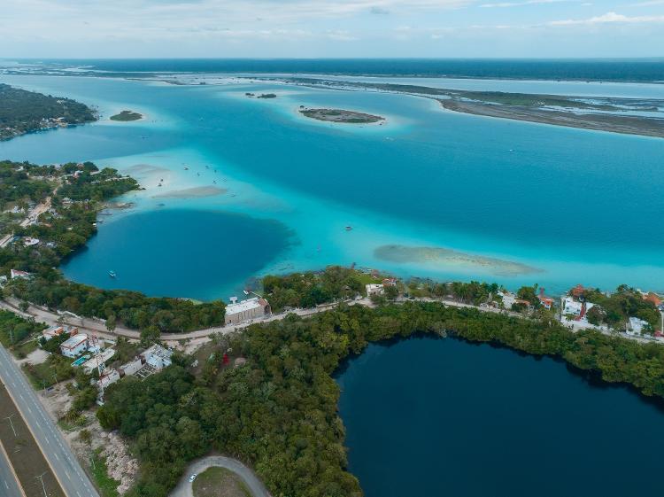 Laguna de los Side Colors, Vista aérea de México - Getty Images - Getty Images