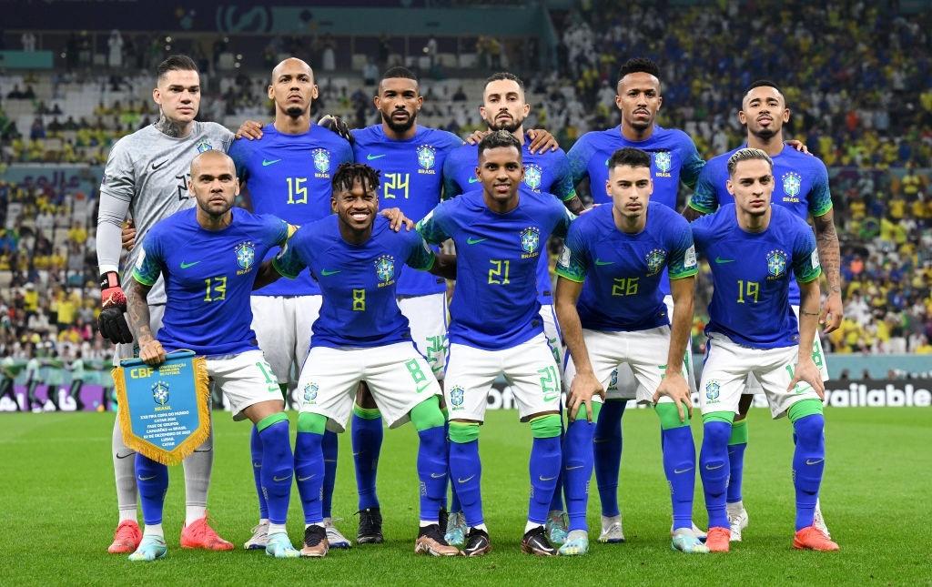 Players of the Brazilian national team for the match against Cameroon - Matthias Hangst/Getty Images