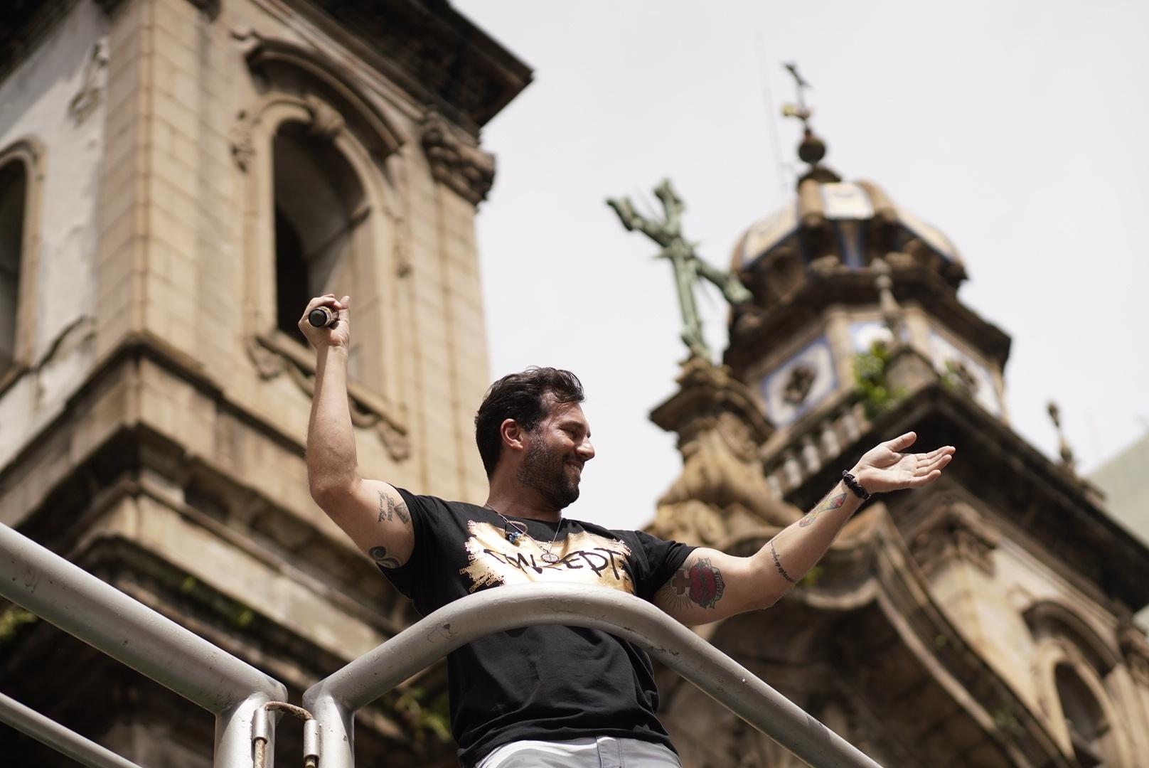 Megabloco Chora Me Liga enche as ruas do Centro - Ricardo Borges / UOL