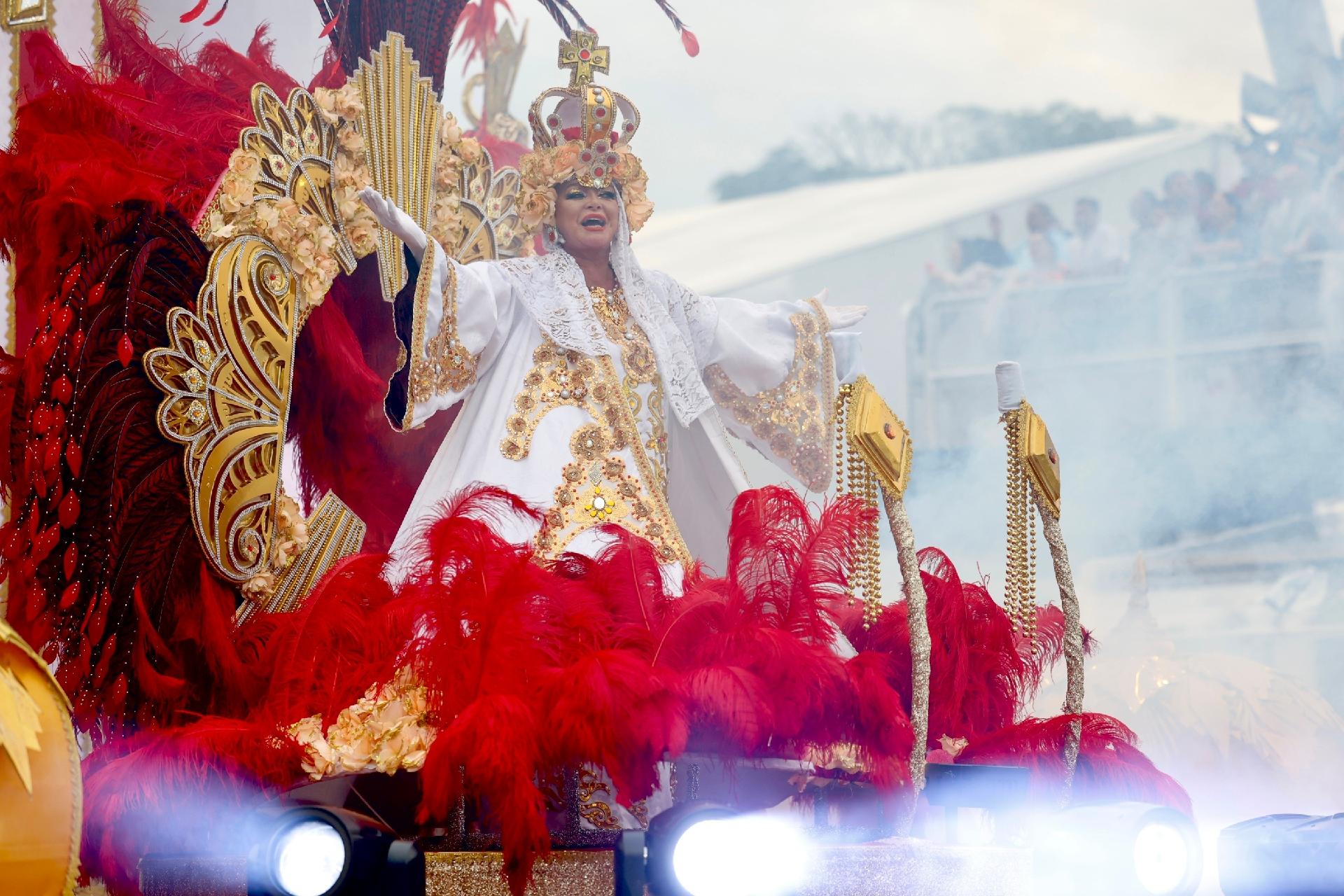 Gaviões da Fiel desfilou com enredo contra a intolerância religiosa - Mariana Pekin / UOL