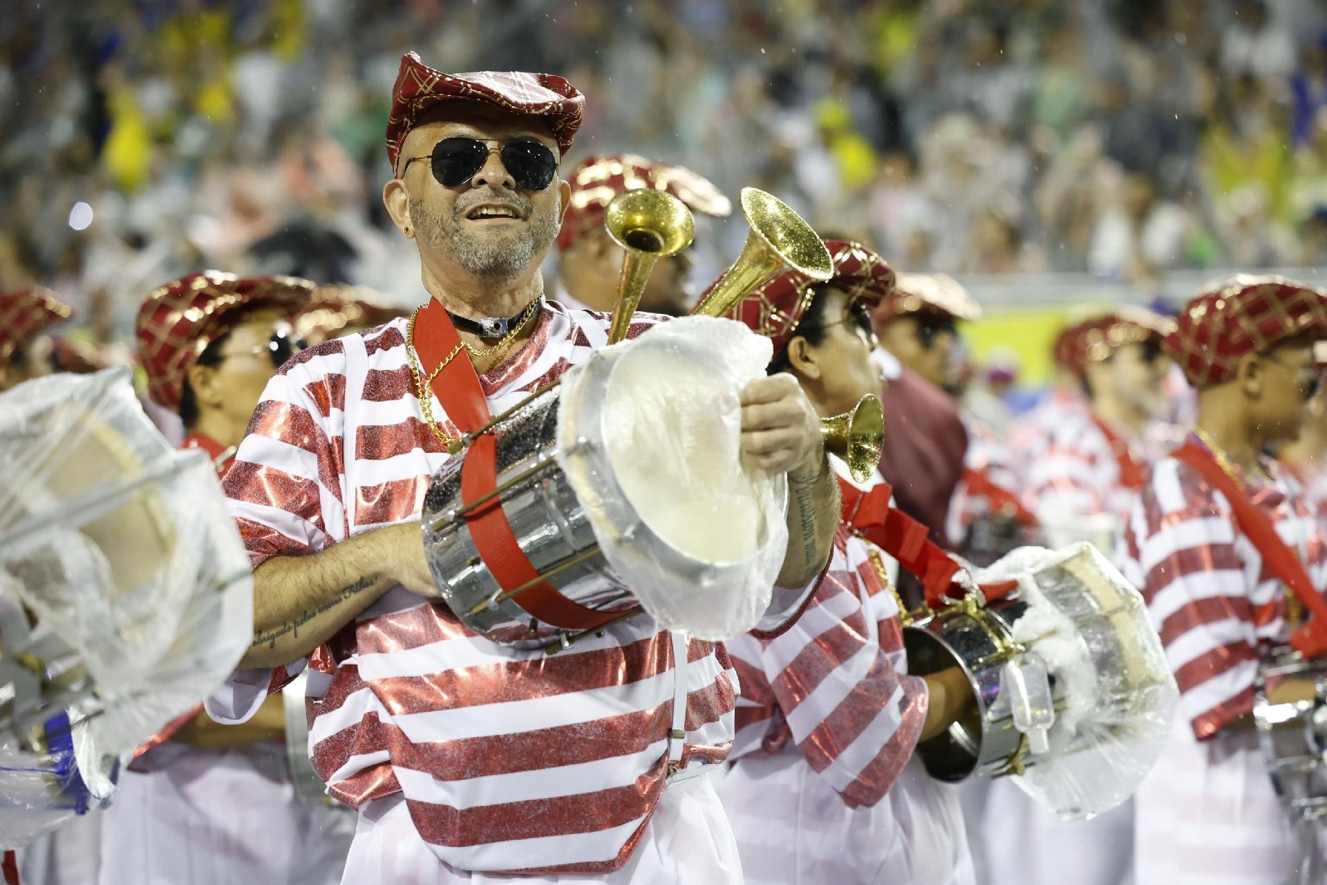 Acadêmicos do Tucuruvi é a segunda escola a se apresentar no segundo dia de desfiles de São Paulo - Mariana Pekin/ UOL